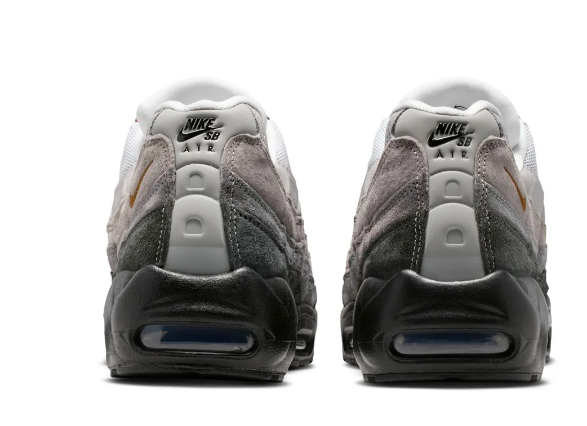 Nike SB Air Max 95 "Black / Cacao Wow / Anthracite / Light Graphite"