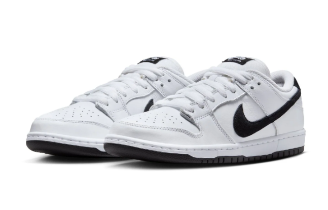 Nike SB Dunk Low Pro "White / Black / White"