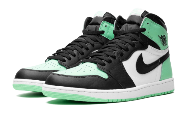 Air Jordan 1 Retro High OG 'Green Glow' DZ5485-130